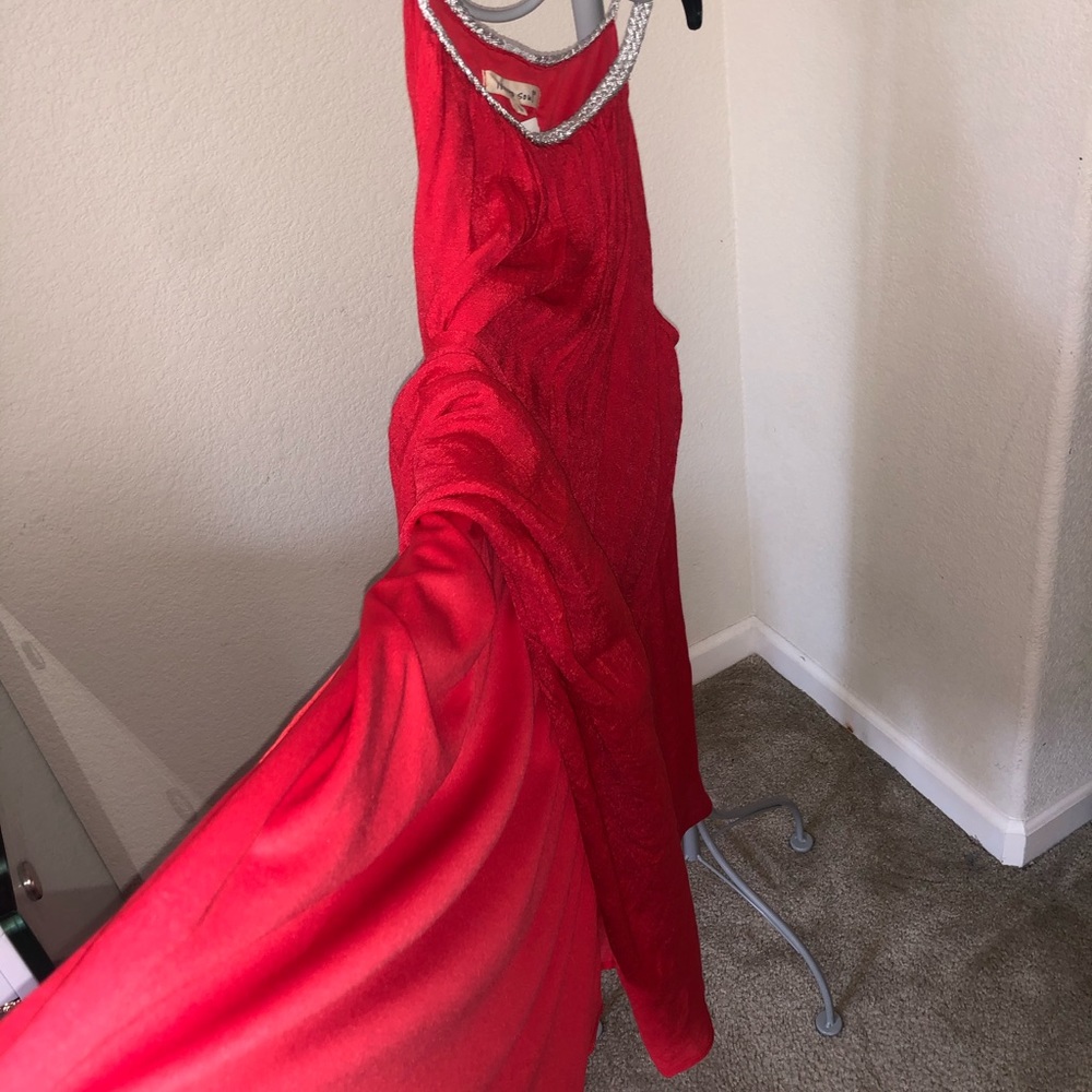Dress - Picture 11 of 12